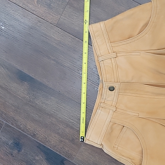Vintage 80s 90s high waist tapered  camel leather  pants. Size 6 - Picture 5 of 13